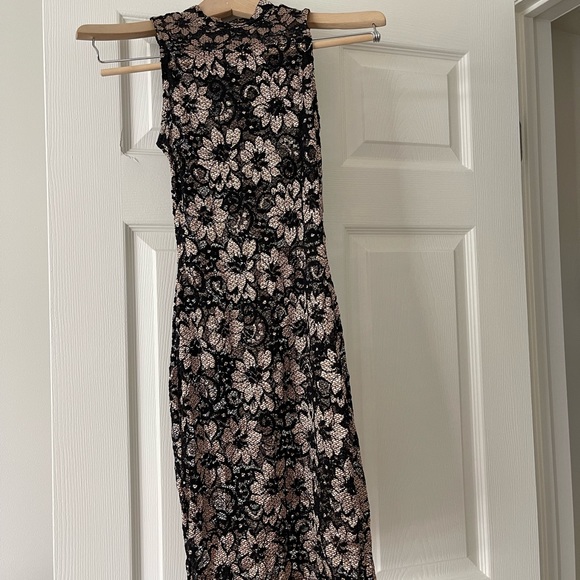 Black Lace Mini Dress Printed Flowers - Picture 5 of 9